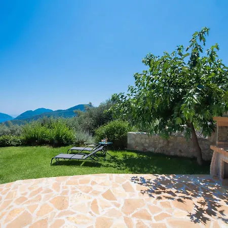 Nika * Neochori (Lefkada)
